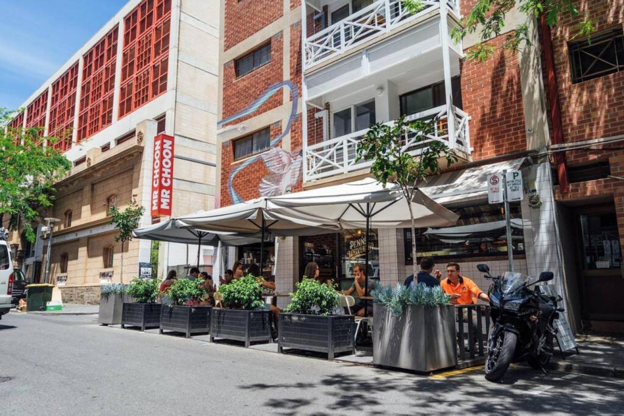 Infinity On Morphett Adelaide Apartment Exterior photo